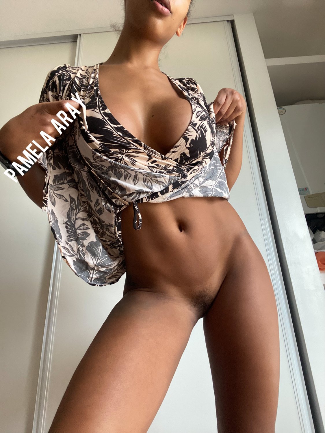 Pamela has a strong body #uDaPfjV8