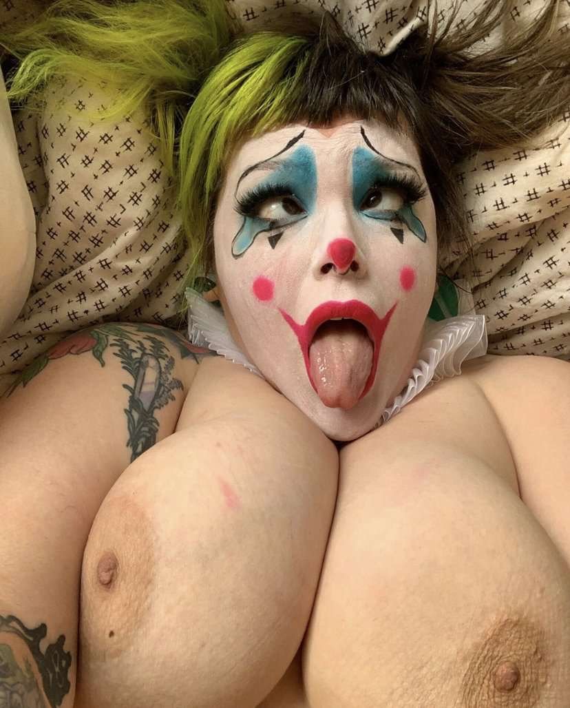 slutty the fat fuck clown - Porn Videos & Photos - EroMe