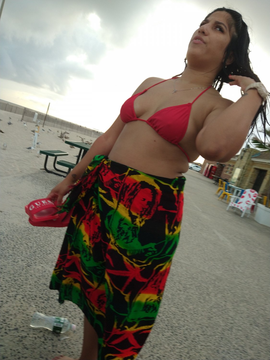 Columbian Latina Hotties body on beach smoking candid #my60yVnH