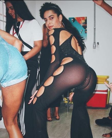 Marina sena, a cantora mais piranha do Brasil. #AVMxdlMu