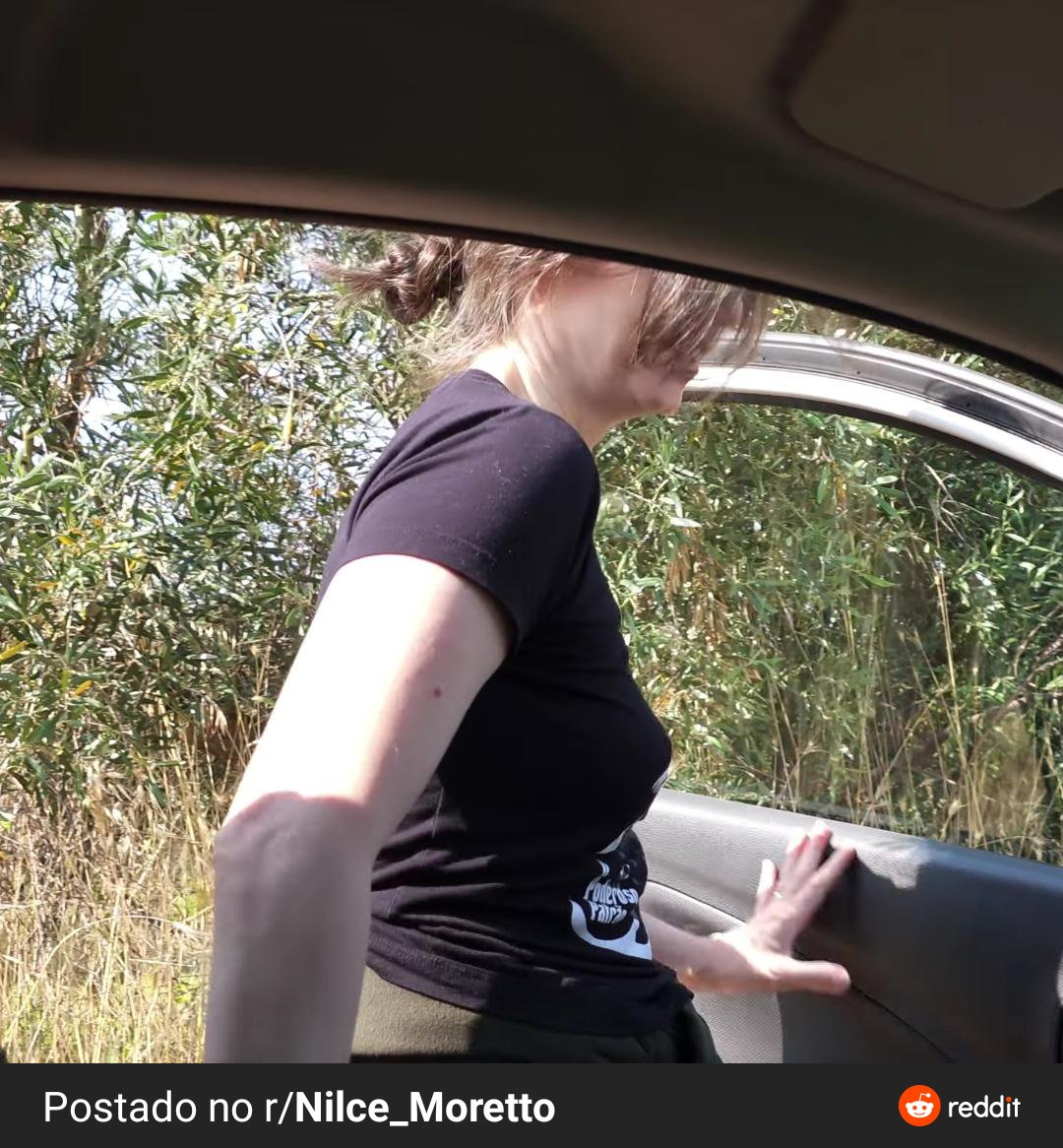 Rapariga dos peitinhos #rDoW9AzZ