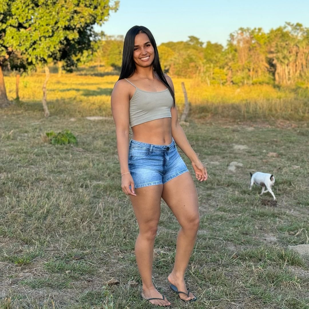 Conhecida do Instagram ๐๐ #F8uBrJ0G