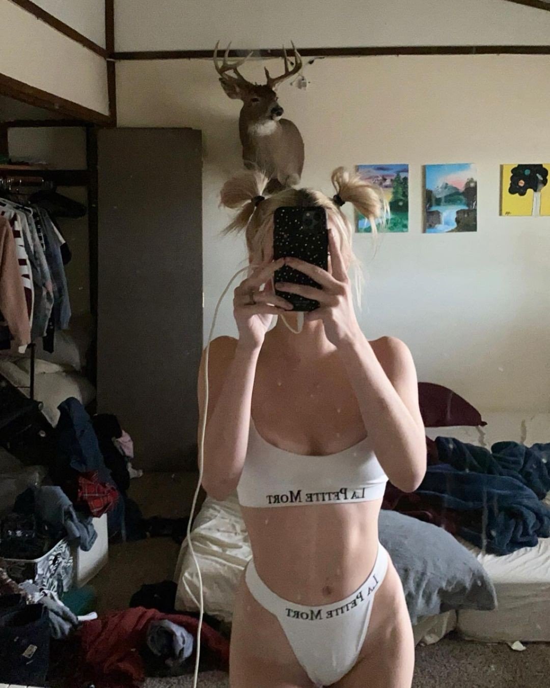 Olivia 18 years old #zqTyQF8g