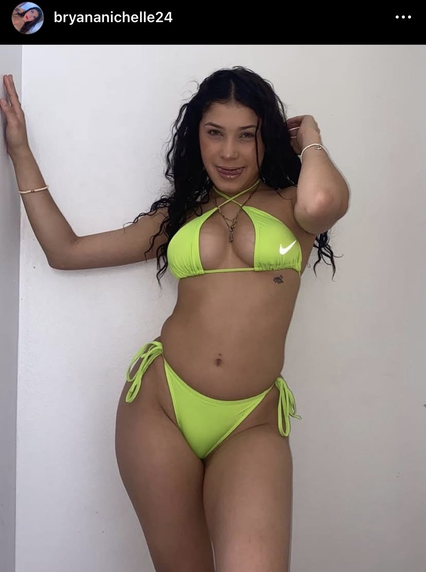 Bellaka de añasco bryananichelle 🇵🇷 miren los últimos video el chocho que tiene 🥵🥵🥵💦💦💦💦🔥 #ITs9Rmrh