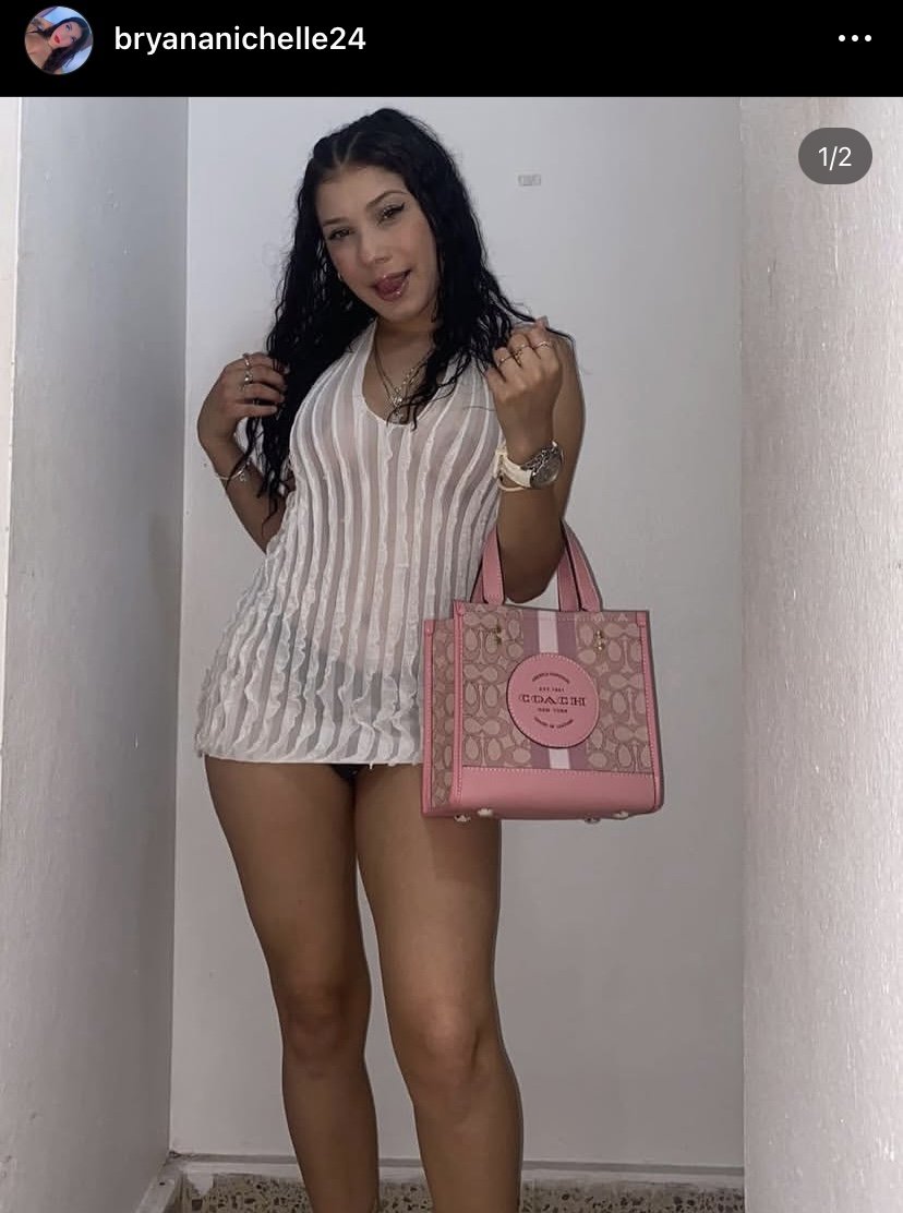 Bellaka de añasco bryananichelle 🇵🇷 miren los últimos video el chocho que tiene 🥵🥵🥵💦💦💦💦🔥 #n2b0YTs6